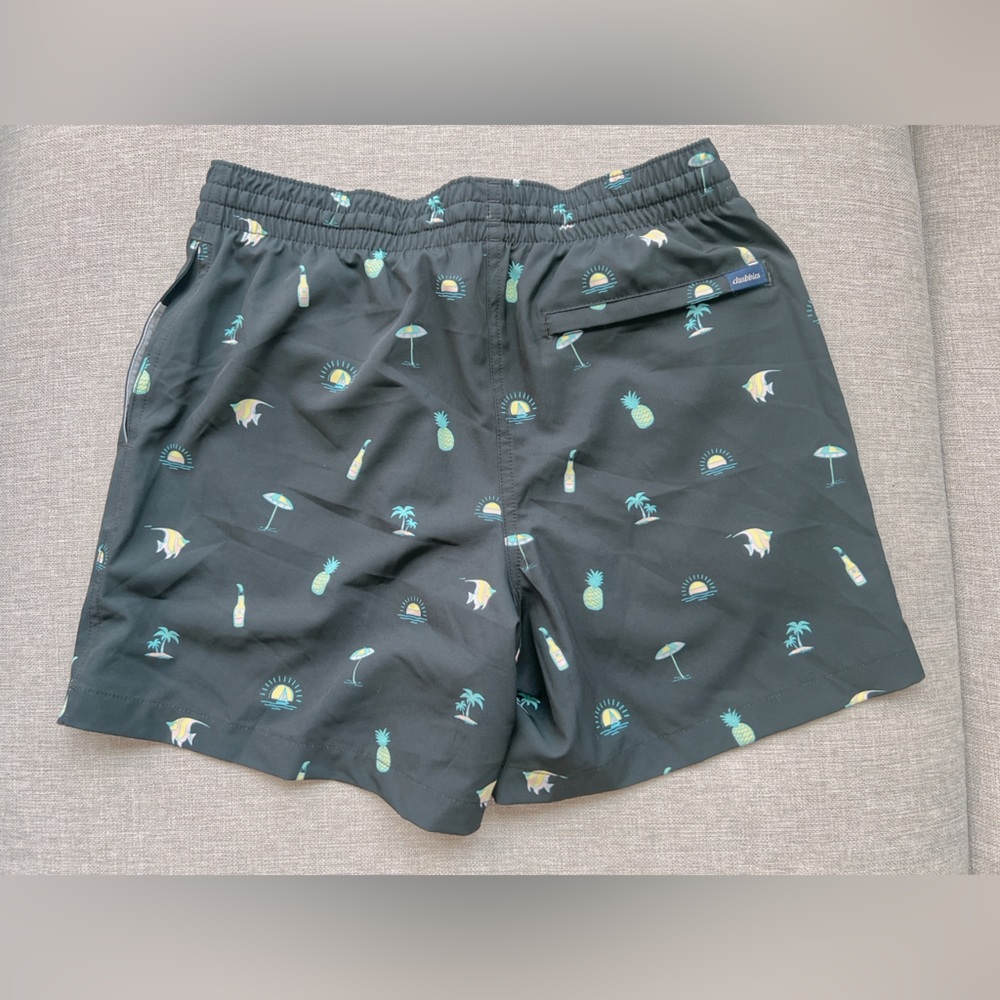 Chubbies The Beach Essentials - Picture 7 of 7
